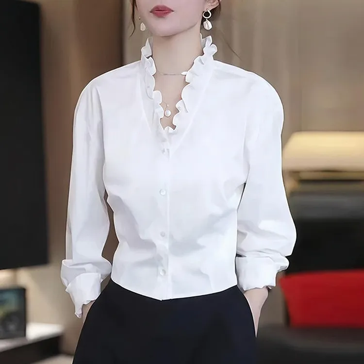 2025秋季新款女法式白色衬衫收腰显瘦减龄设计感木耳边V领上衣