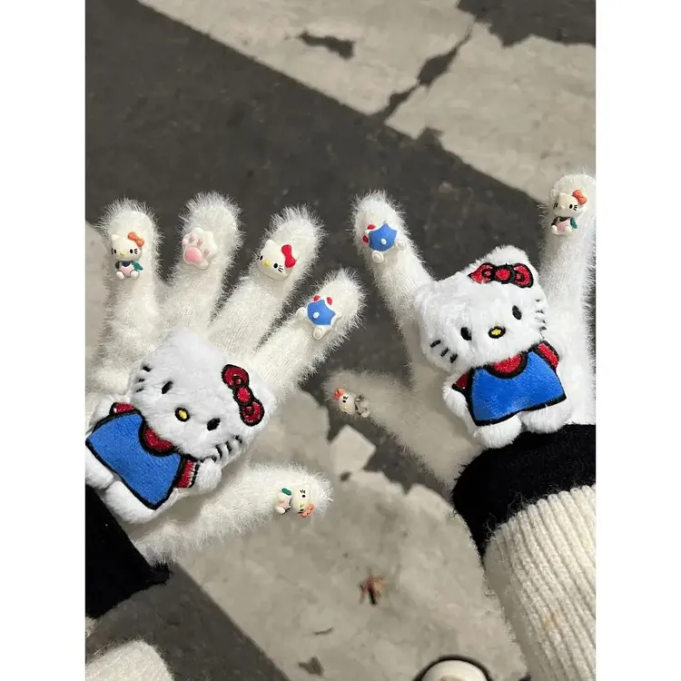 高颜值卡通保暖手套KT猫可爱猫咪玩偶手套生日礼物送女生创意骑行