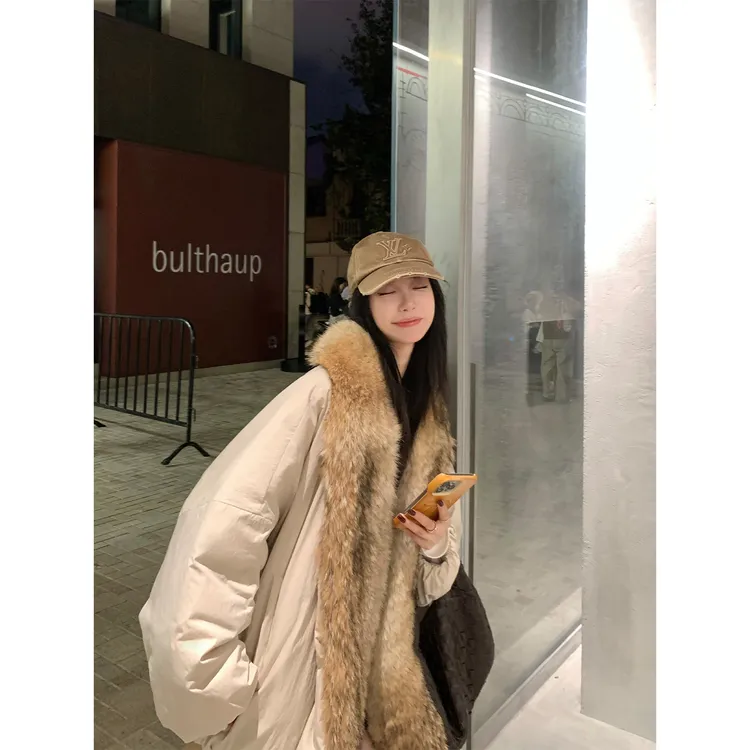 区区欧阳【济州雪境】进口狼毛可拆卸毛领90白鸭绒皮外套