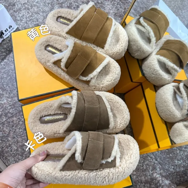 君君羊羔毛毛拖跟高4厘米