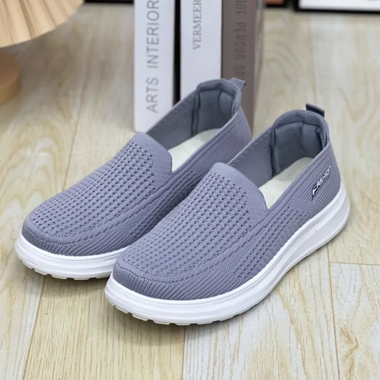 2025男休闲鞋飞织透气一脚蹬运动鞋中老年外穿防滑工作鞋春夏新款
