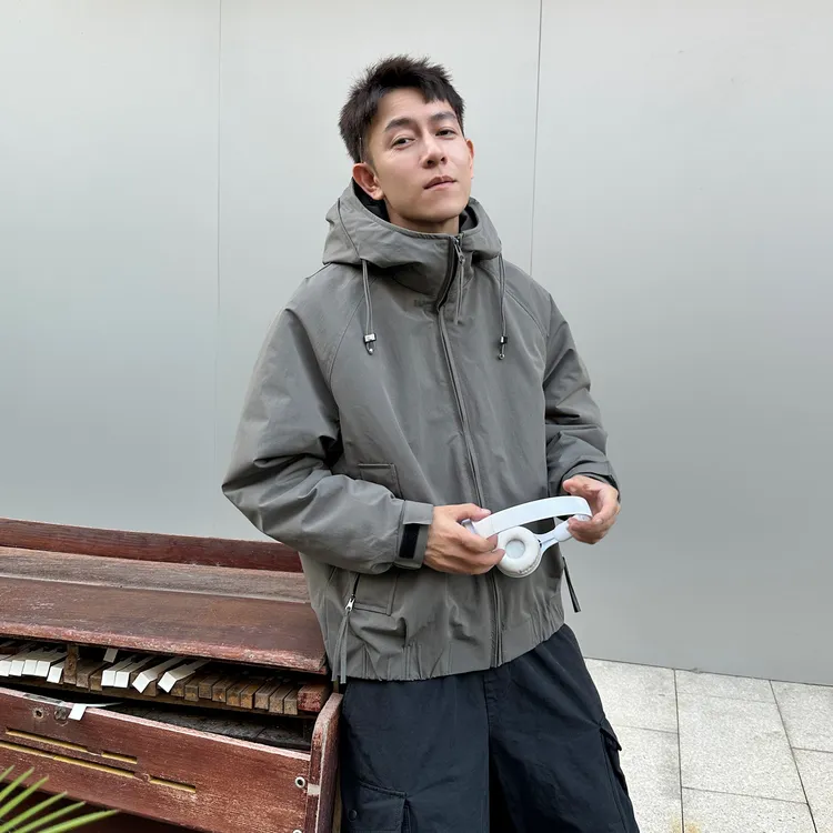 秋冬新款工装夹克保暖棉衣夹棉外套情侣款宽松连帽加棉加厚冲锋衣