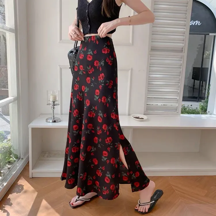 有运补~开叉缎面碎花夏季包臀蓝色碎花度假风半身裙法式风情万种