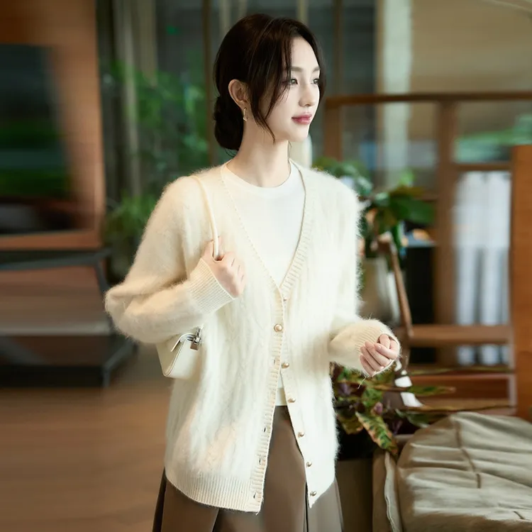 皇室拉绒星芒系列 100%羊毛拉绒开衫v领绞花宽松慵懒厚外套