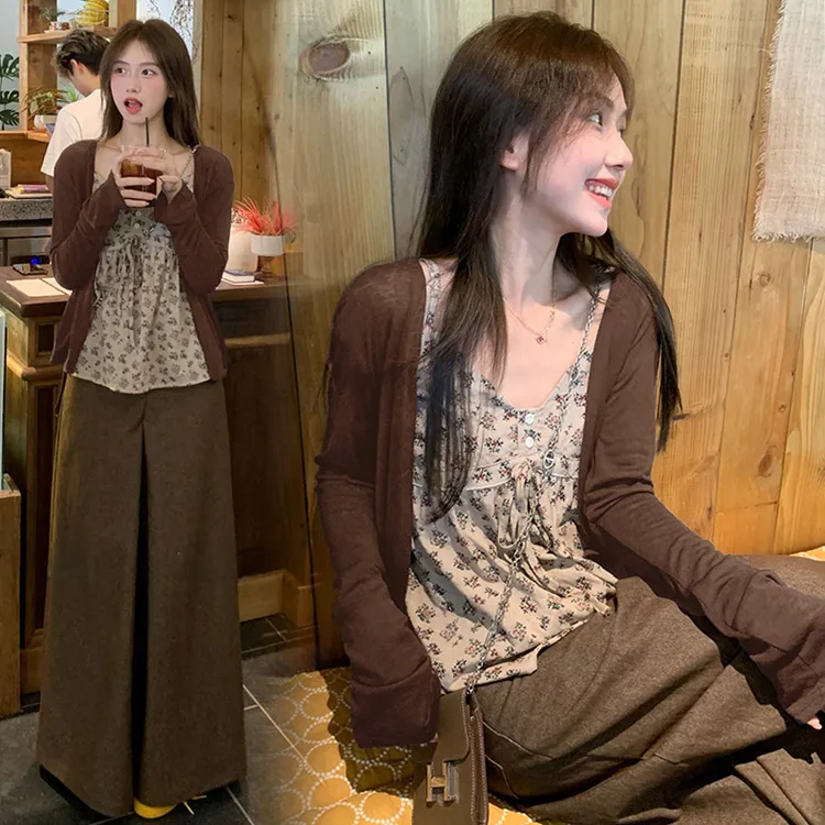 时髦孕妇装新款早秋孕妇休闲时尚吊带+外套+百搭西裤阔腿裤三件套