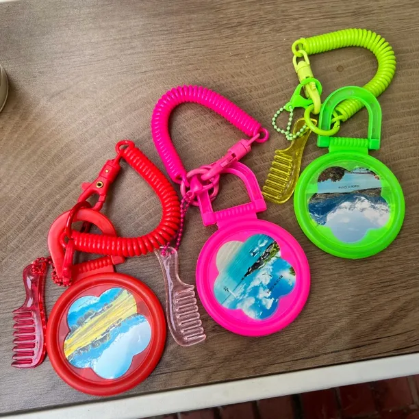 【镜子图片随机发】抽象挂件化妆镜小号随身便携小镜子梳子闺蜜送礼