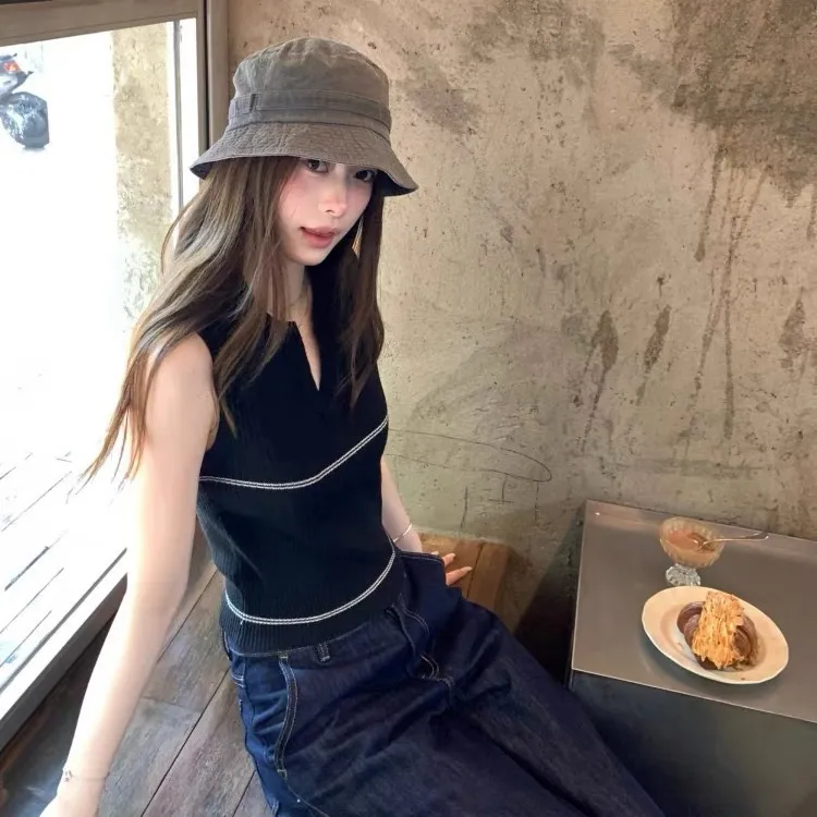 韩系简约休闲通勤风百搭无袖背心女2025年夏季新款时尚减龄感上衣