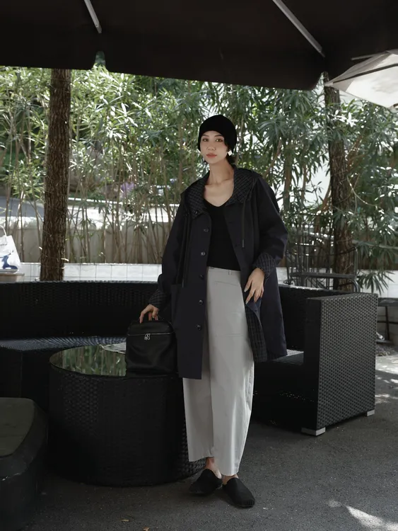 TT设计师【线索】日系复古感格纹撞色连帽中长款风衣TT190759