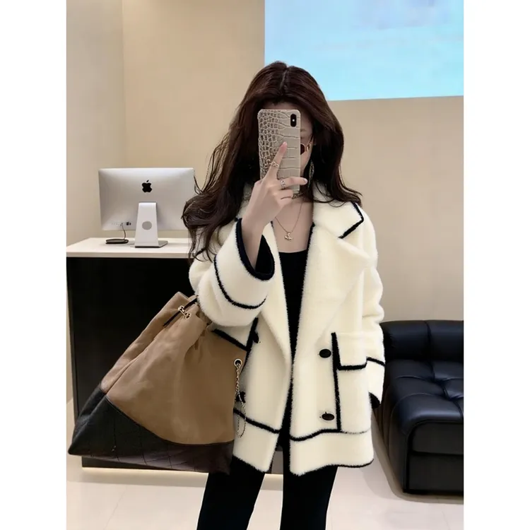 白色毛衣厚外套女2025新款冬轻奢高端巨好看独特漂亮气质保暖上衣