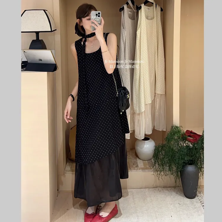 法式设计感无袖挂脖连衣裙子女夏季新款气质绝美背心长裙9123#