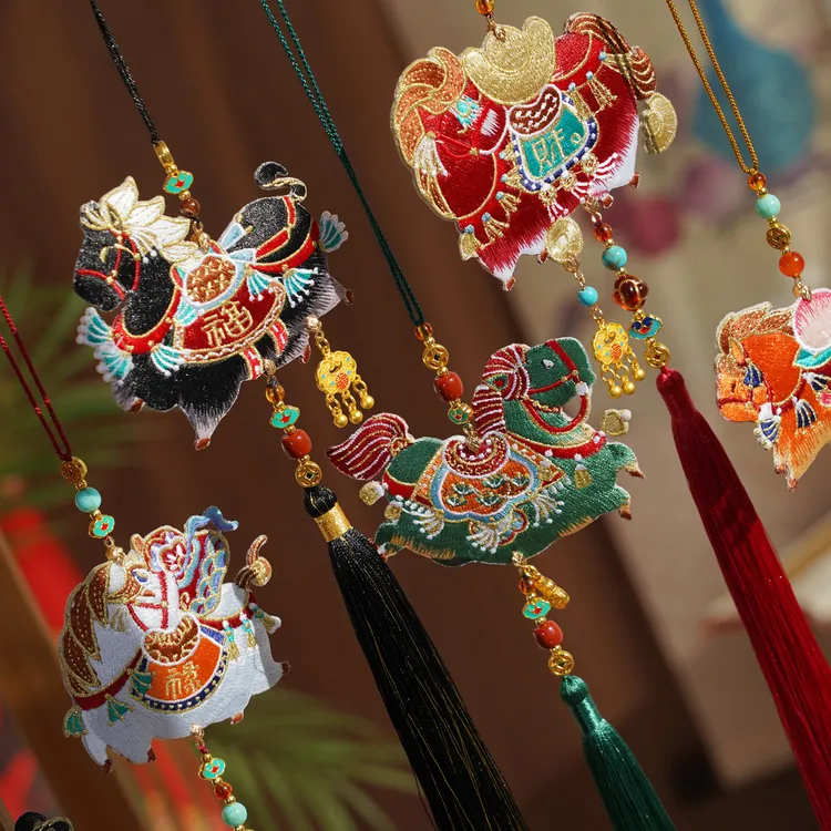 云深雾浅 五福瑞马 原创双面刺绣汉服香囊禁步古风挂饰马年挂件