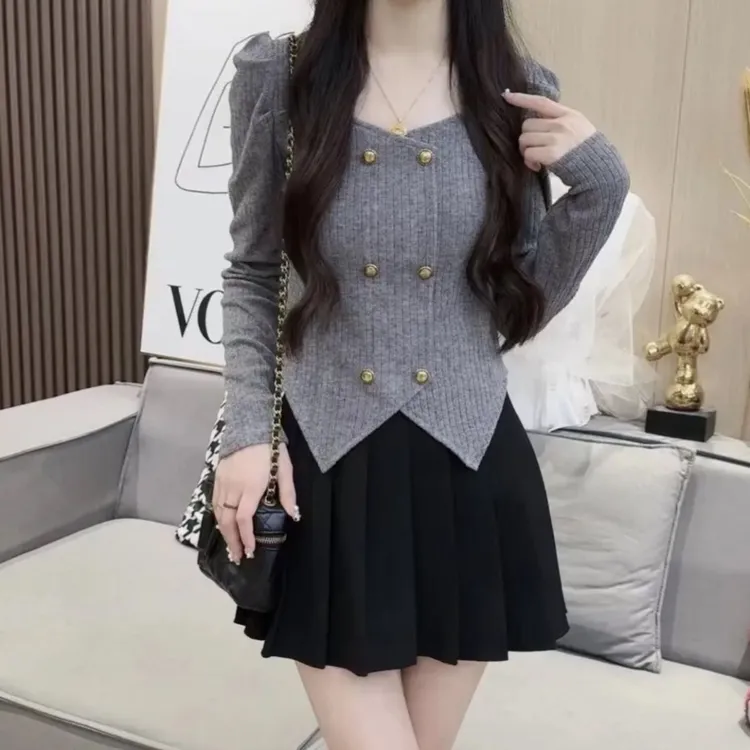 DW小香风双排扣针织上衣女今年秋冬季新款法式甜美法式修身打底衫