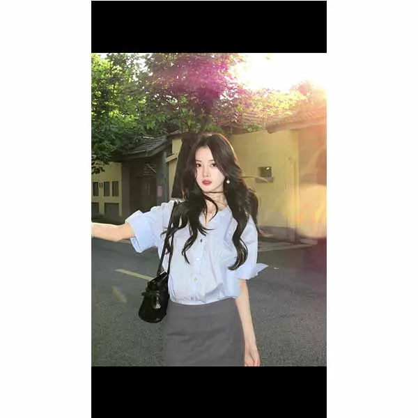 韩版穿搭设计感小众蓝色衬衫通勤上班衬衣+短半身裙套装两件套女