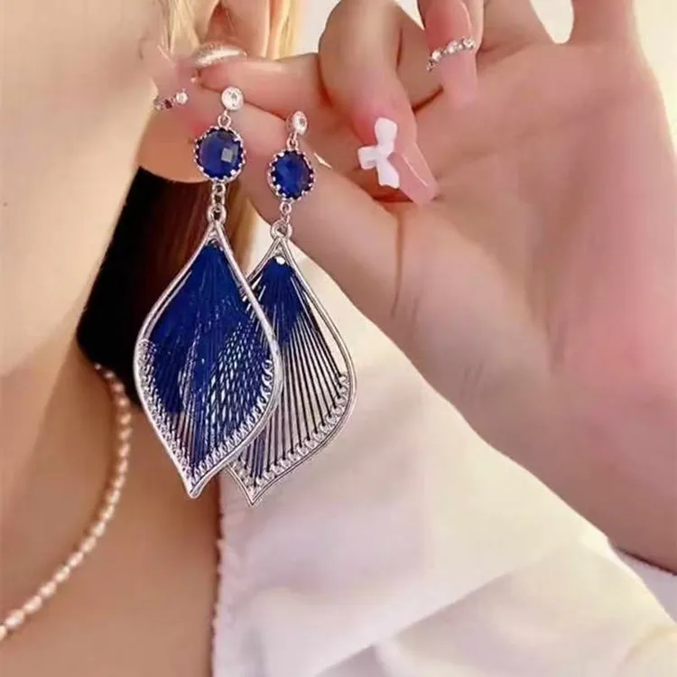 铜合金耳饰 孔雀尾耳环轻奢女款2025新款爆款复古小众首饰高级感