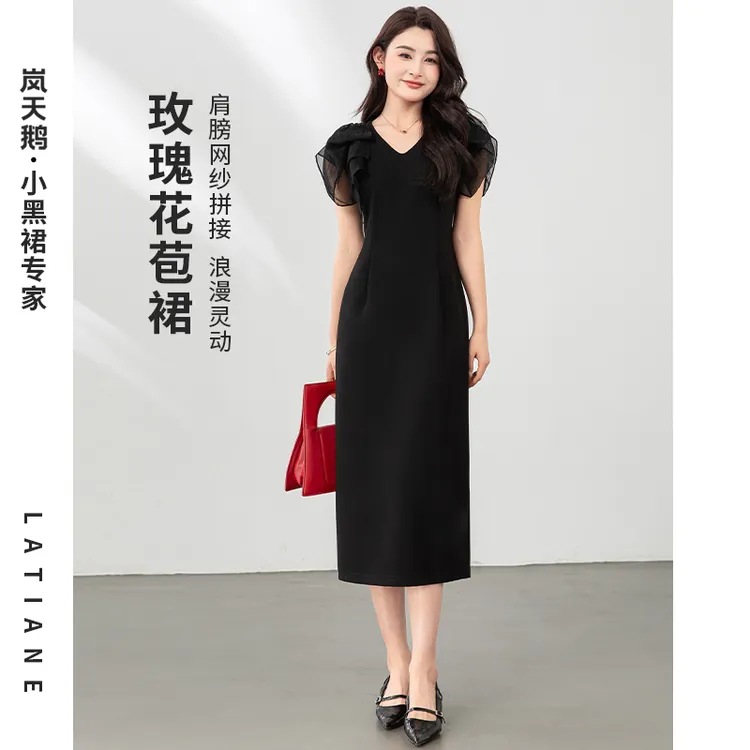 岚天鹅夏季新品V领花苞裙无袖长裙高腰修身显瘦黑色连衣裙5600