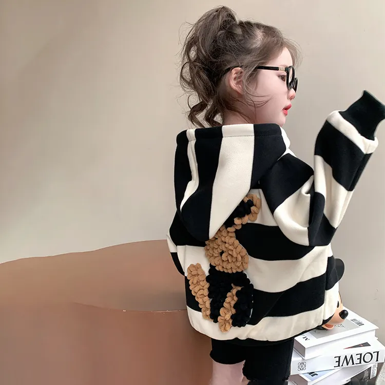女童外套春秋儿童秋季连帽开衫上衣2025新款宝宝秋装韩系条纹外套