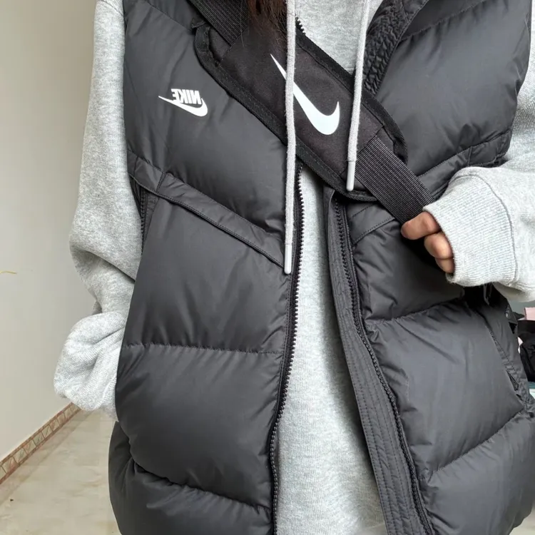 Nike耐克羽绒马甲男女款25年冬季立领运动背心保暖休闲外套DV1136