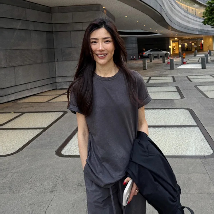 ROMI STUDIO“基础随性“100%舒适棉肌理宽松圆领短袖T恤RWCAS64975