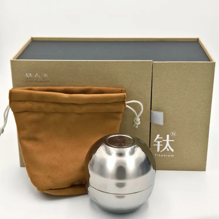 【展会新品】星球系列260ml双层纯钛锤纹银色鹰嘴泡茶器隔热-带布套