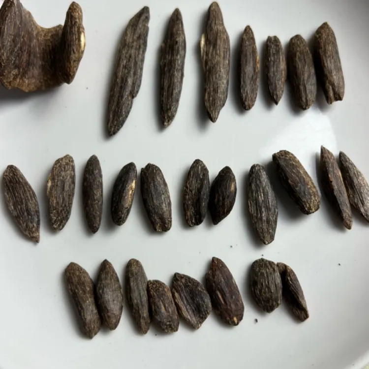 室内熏香清甜香气缭绕香料