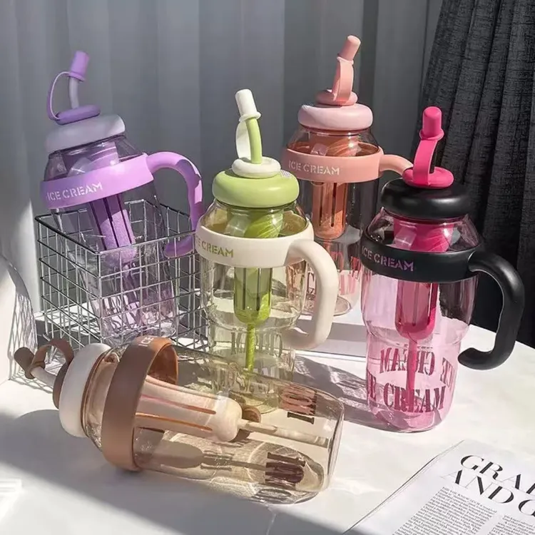 新款网红杯冰霸杯车载大容量水杯男女学生高颜值驾车杯子带吸管