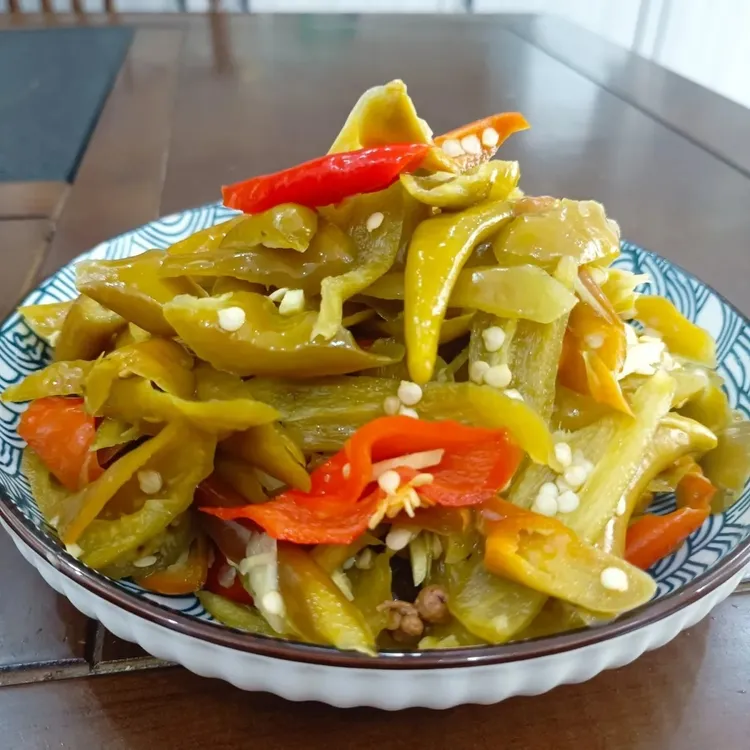 老坛腌新鲜腌酸辣薄皮当季正宗切块块辣子子即食辣子小包装袋装