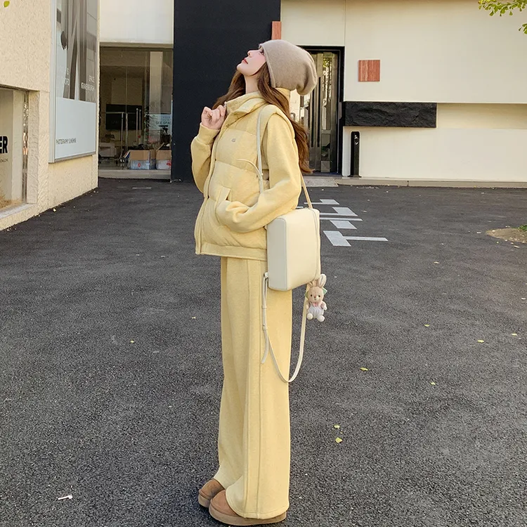 黄色加厚马甲休闲运动套装女冬季加绒加厚阔腿裤三件套爆款流行