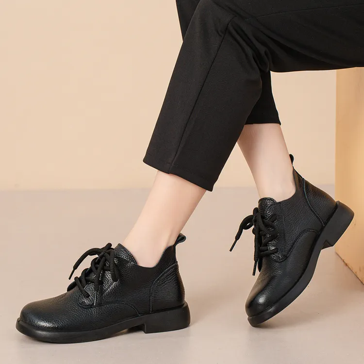 25新款真皮女鞋鞋子女款秋冬马丁靴棉鞋鞋子雪地靴阔腿裤必备鞋