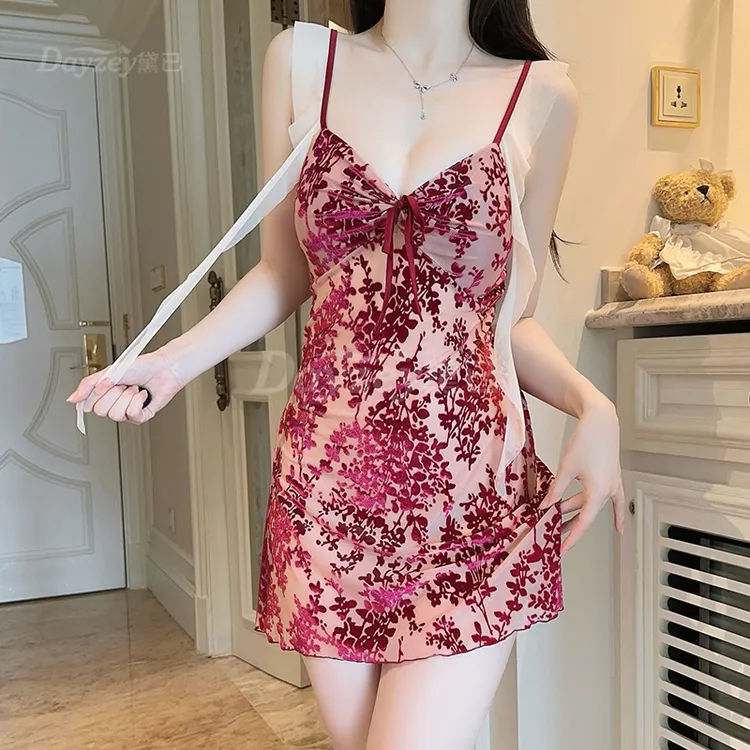 蕾丝深V聚拢加胸垫睡衣纯欲火辣收腰性感丝绒睡裙纯欲风碎花夏季