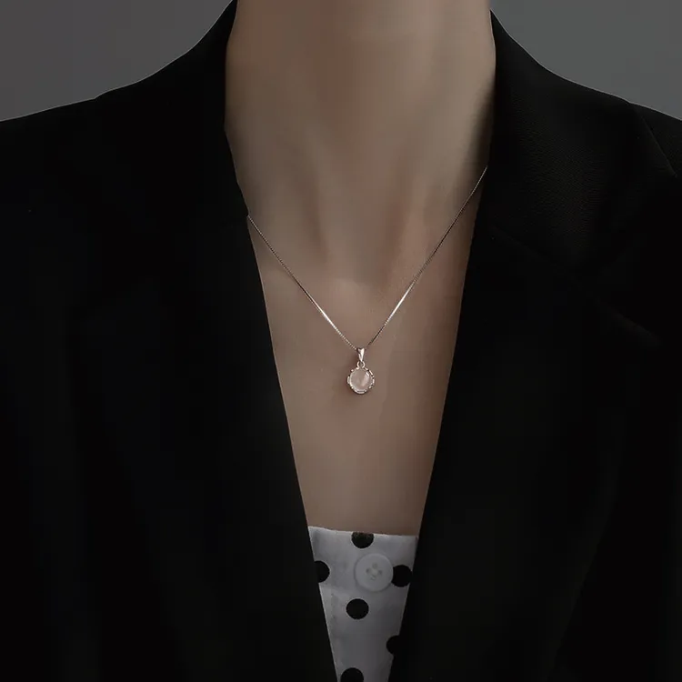 925纯银玉髓吊坠项链女2025新款爆款小众简约坠链锁骨链颈链颈饰