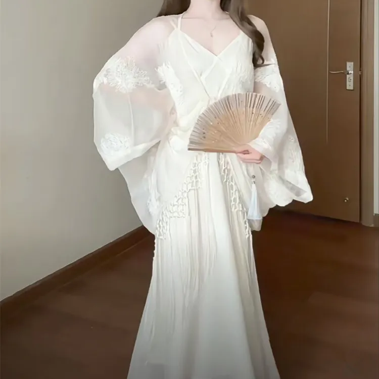 新中式国风改良版绿色连衣裙侧开衩显身材气质长裙&黑色防晒开衫