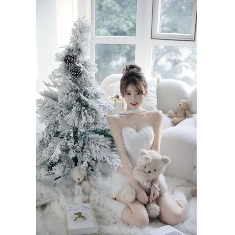 【云朵慕斯】2025秋季新款性感不规则针织无袖上衣配显瘦短裤套装女