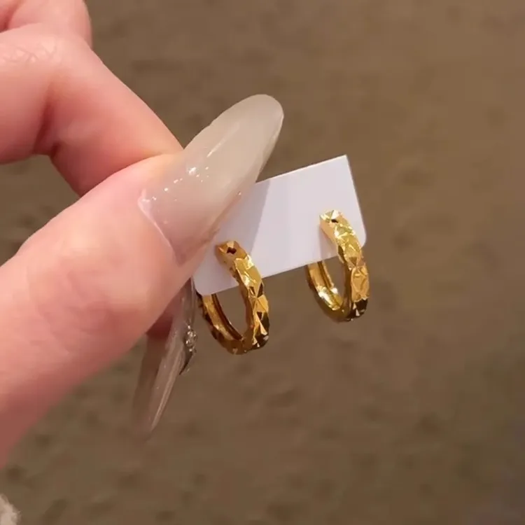 铜合金耳饰 金色碎冰冰耳环高级感轻奢小众精致耳圈独特气质耳扣