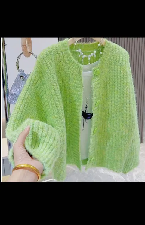 玫红色圆领单排扣针织开衫上衣女秋冬韩系慵懒风宽松加厚毛衣外套