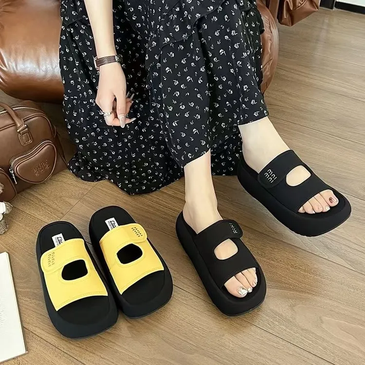 诗迪仕网红增高凉鞋拖鞋女夏季外穿松糕厚底套趾凉鞋181