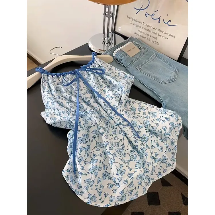 今年流行飘带别致绝美上衣洋气减龄多巴胺蓝色碎花吊带背心女夏季