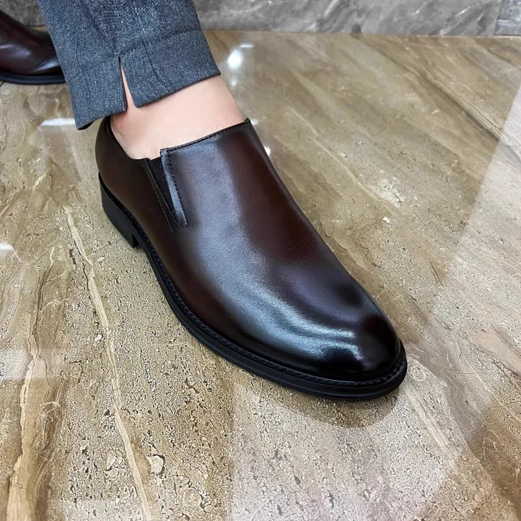 新款男士休闲男皮鞋百搭透气软底英伦风酒红黑色绅士商务正装皮鞋商品图