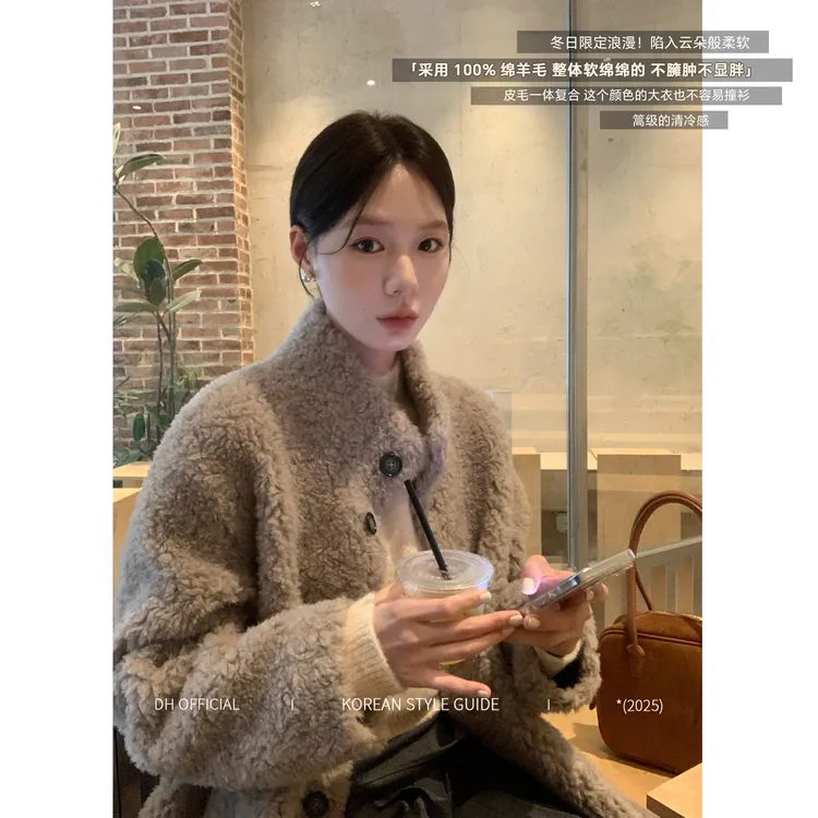 DH 大花【釜山迷雾】“100绵羊毛”冬日保暖立领质感保暖皮毛一体外套