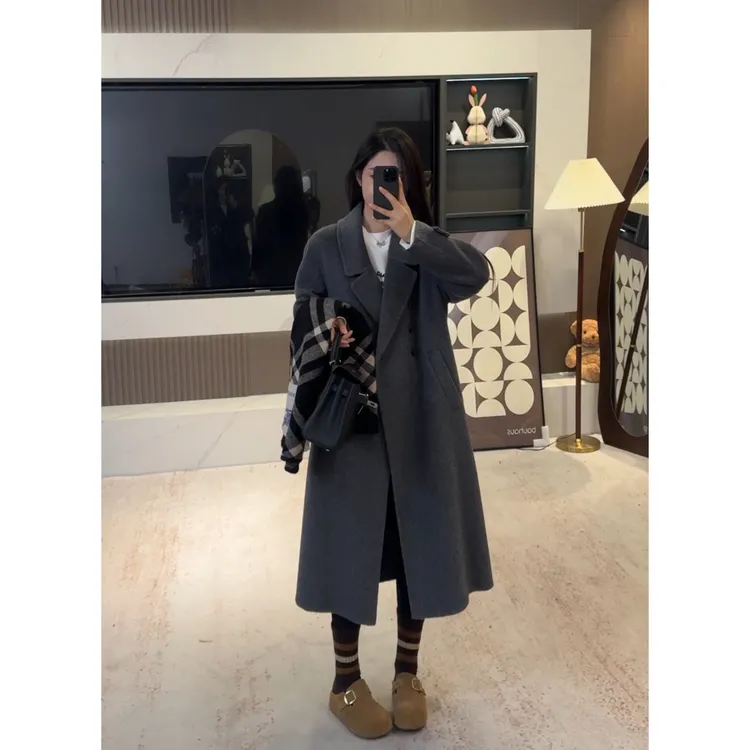 宿慕SUMU 12-10 2025冬新款时尚大翻领一粒扣中长款大衣C53095