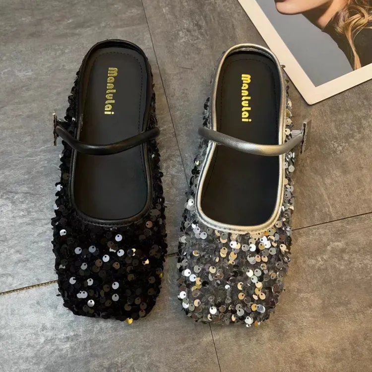 平底玛丽鞋子网红爆款春夏新款银色包头亮片单鞋方头拖鞋外穿百搭