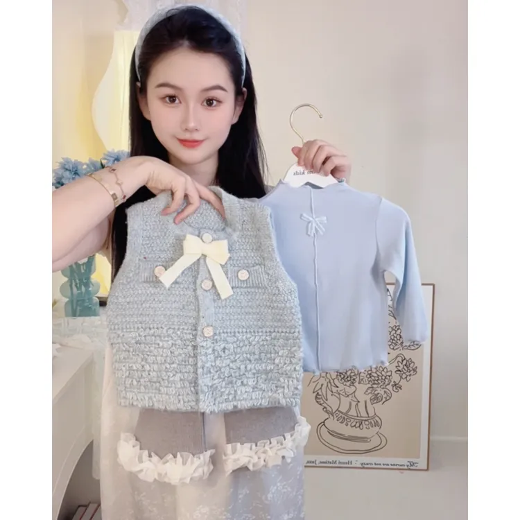 女童毛衣马甲秋装2025新款三件套小童女宝宝坎肩开衫