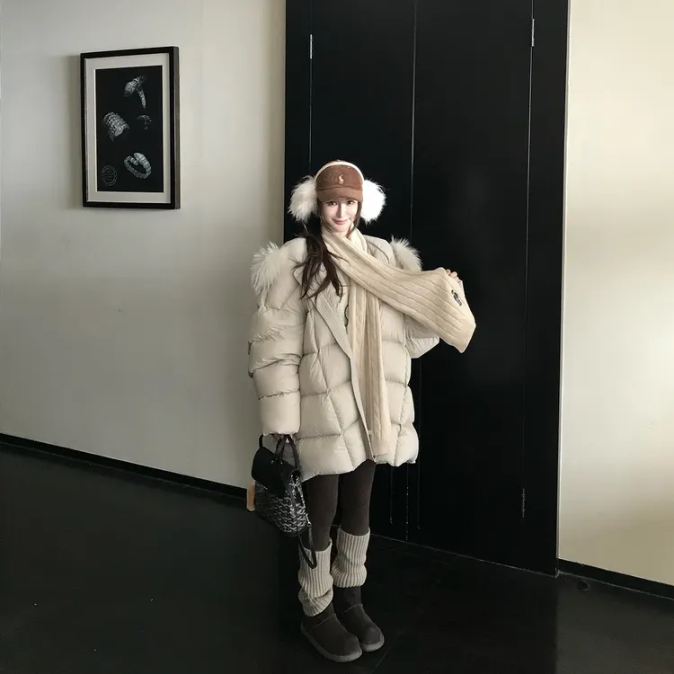 "云朵大被子"防泼水超蓬松0压感 毛领安心绒羽绒服