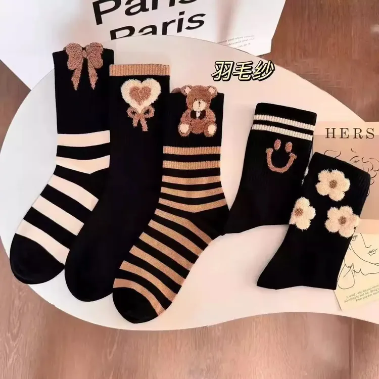 洛诺兔秋冬小熊条纹女袜加厚保暖中高筒冬季新款高级韩版潮百搭