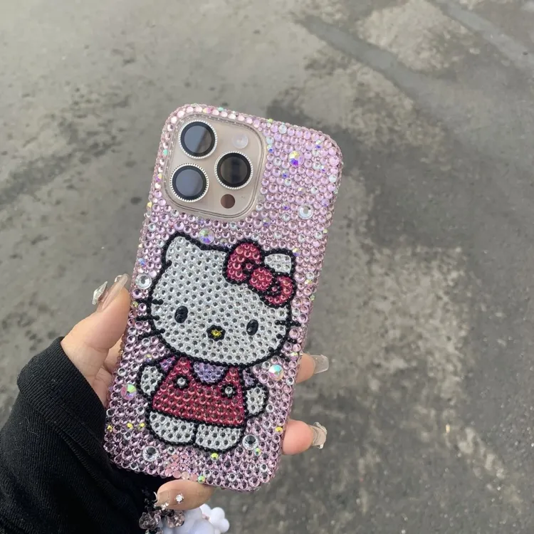 【礼响】diy材料包满钻闪钻可爱kt苹果手机壳16女13pro苹果15promax