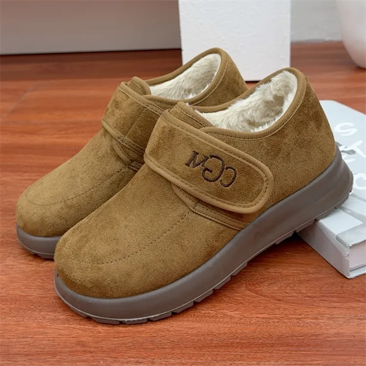 冬季新款魔术贴一脚蹬圆头低帮棉鞋老北京女靴加绒保暖面包头棉鞋