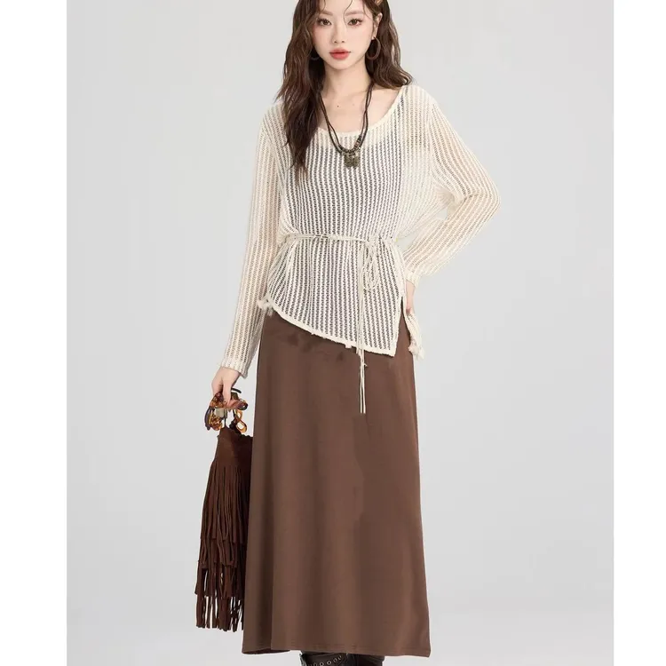 V1087 新款时尚气质设计感针织罩衫+吊带裙两件套装