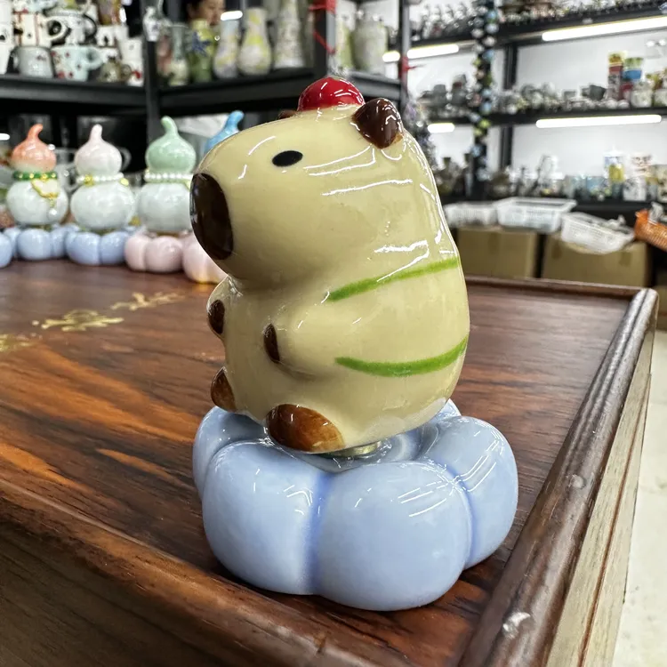卡皮巴拉背书包陶瓷转转可爱景德镇小礼物景德镇陶瓷转转小摆件