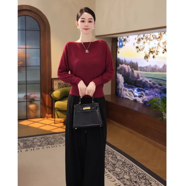 2025年秋冬新款【7947】含绵羊毛长袖高级感气质轻奢红色针织毛衣女