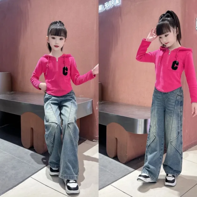春秋女孩字母春秋休闲风休闲套装卫衣上衣牛仔裤童装春秋时髦套装