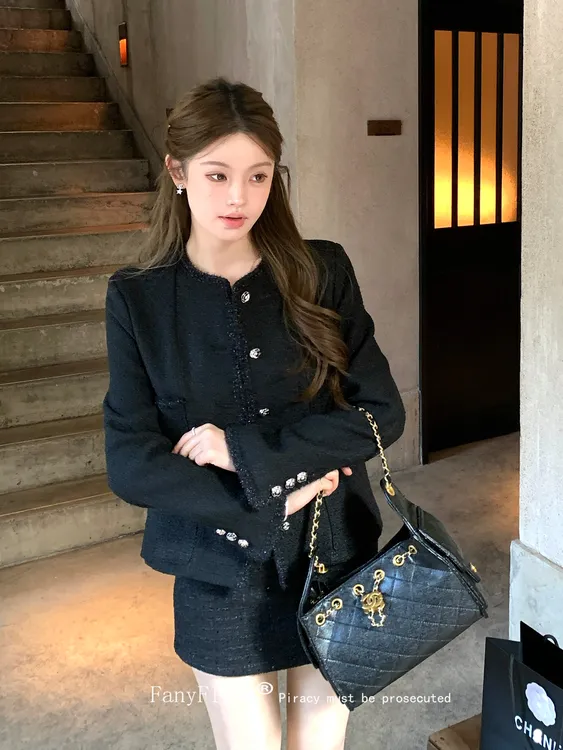 2025新款小香风羊毛粗花呢黑色短外套女秋圆领编织气质西装开衫